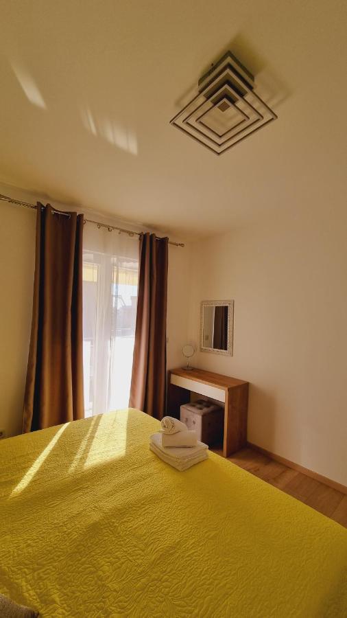 Apartmani Palma Novalja Exterior foto