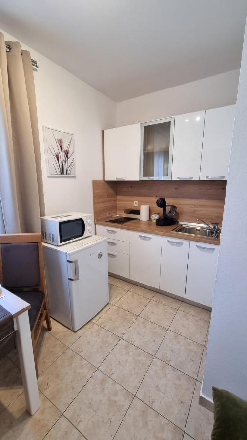 Apartmani Palma Novalja Exterior foto