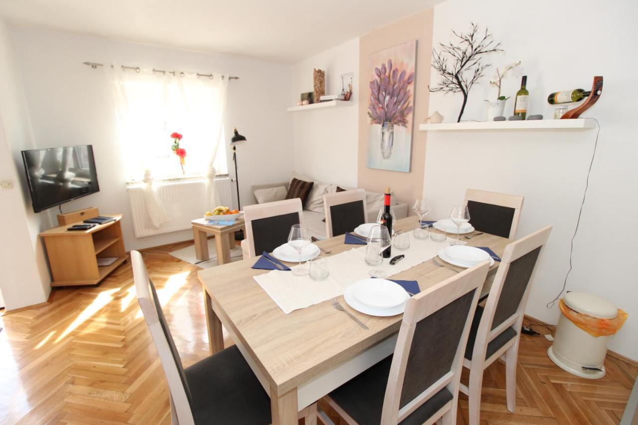 Apartmani Palma Novalja Exterior foto